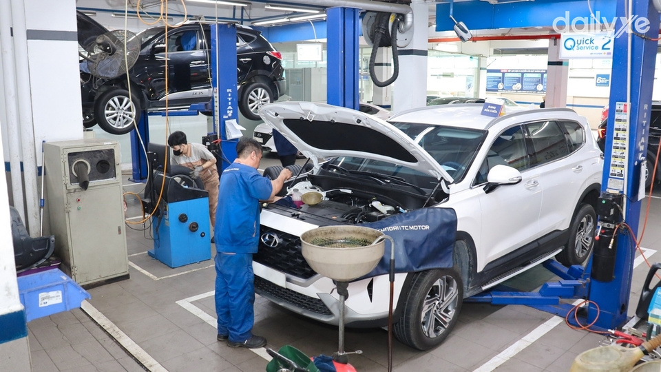 Xưởng dịch vụ của đại lý Hyundai Trường Chinh
