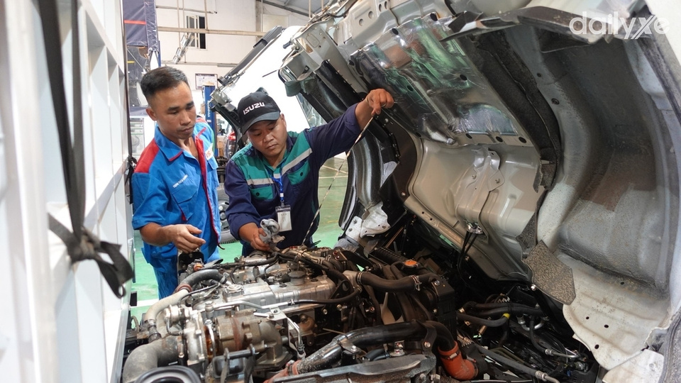 Xưởng dịch vụ của đại lý Isuzu An Việt