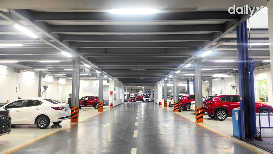 Xưởng dịch vụ showroom Mazda Quảng Ngãi được đầu tư cơ sở vật chất, trang thiết bị và kỹ thuật hiện đại