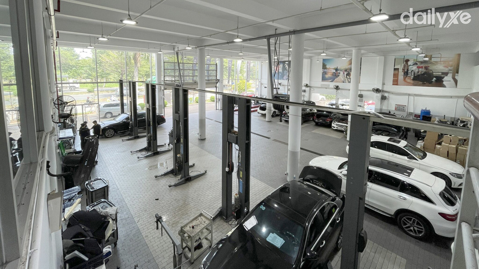 Xưởng dịch vụ hiện đại tại Mercedes Quận 7