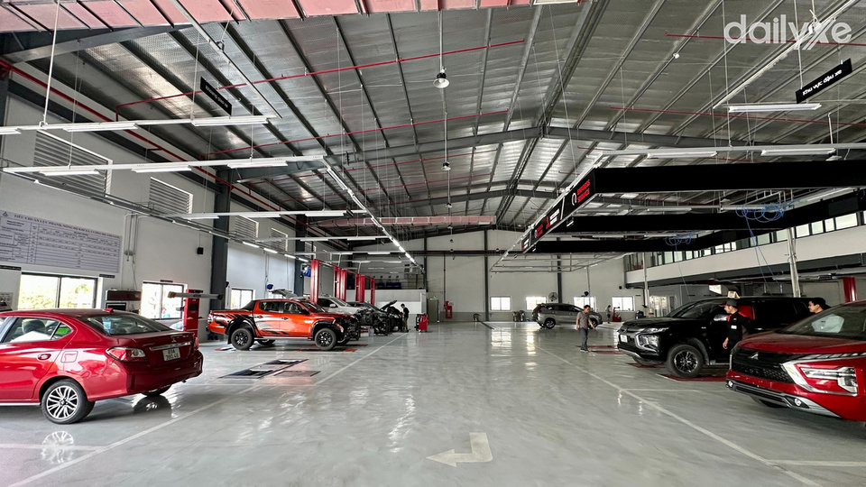 Xưởng dịch vụ của đại lý Mitsubishi Hưng Yên