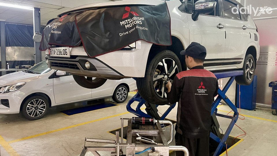 Xưởng dịch vụ của đại lý Mitsubishi KonTum