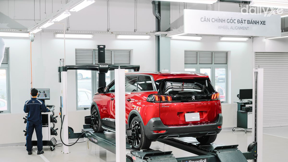 Xưởng dịch vụ của đại lý Peugeot Vĩnh Long