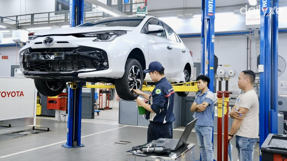 Xưởng dịch vụ của showroom Toyota Hưng Yên