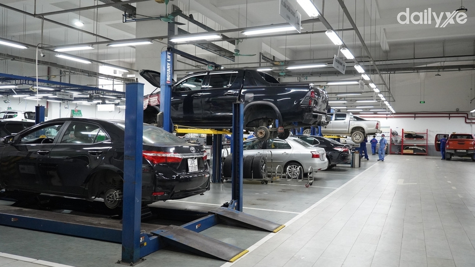 Xưởng dịch vụ của đại lý Toyota Mỹ Đình