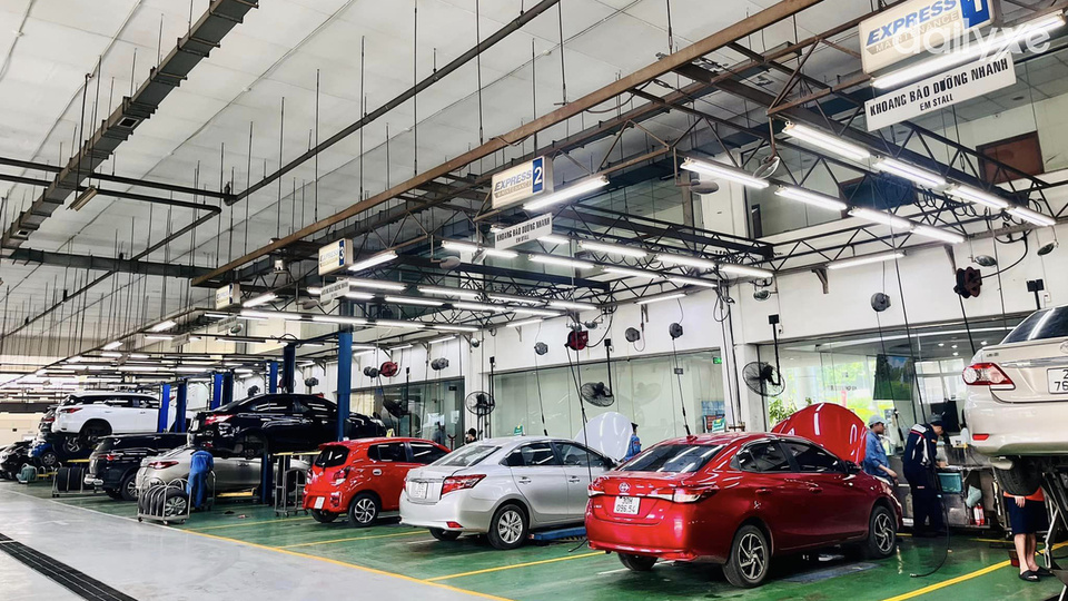 Xưởng dịch vụ của đại lý Toyota Pháp Vân
