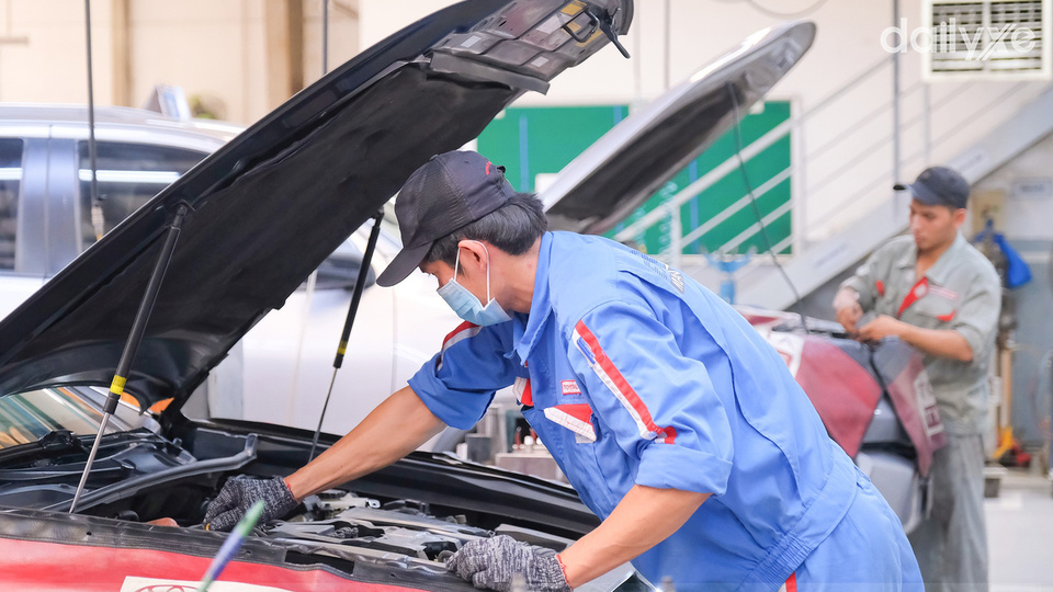 Xưởng dịch vụ của showroom Toyota Hiroshima Tân Cảng