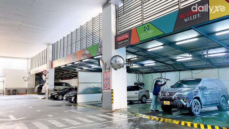 Xưởng dịch vụ của đại lý Toyota Thanh Xuân