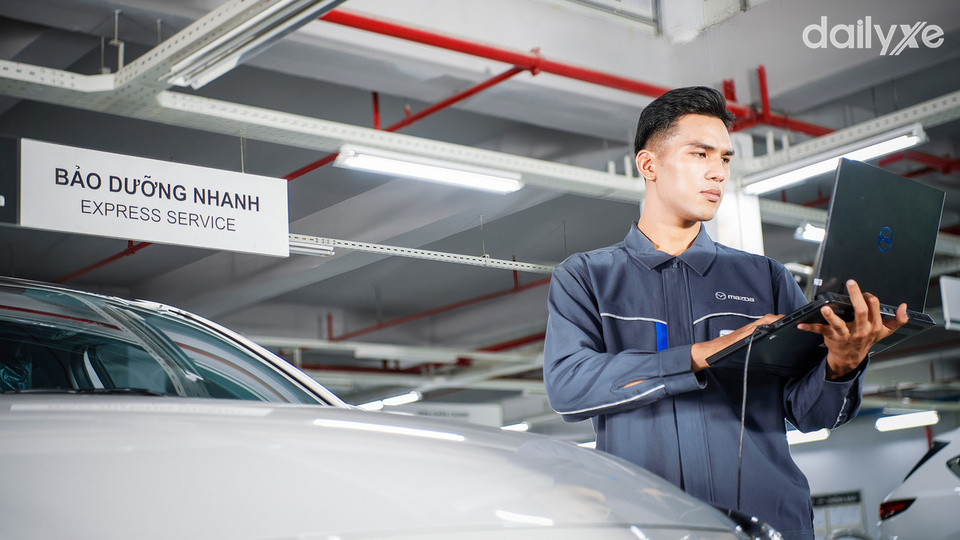 Xưởng dịch vụ hiện đại khang trang tại đại lý Mazda Phú Quốc
