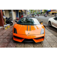 Lamborghini Gallardo Spyder Performante độc nhất Việt Nam được đổi màu