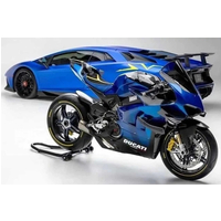 Ngắm siêu mô tô Ducati Superleggera sở hữu bộ tem lấy cảm hứng từ Lamborghini Aventador SVJ
