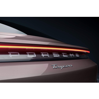 Porsche ra mắt Taycan dẫn động cầu sau tại Mỹ, giá từ 79.900 USD