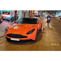 Sài Gòn: Diện kiến Aston Martin DB11 chính hãng gần 16 tỷ đồng với màu sơn nổi nhất Việt Nam